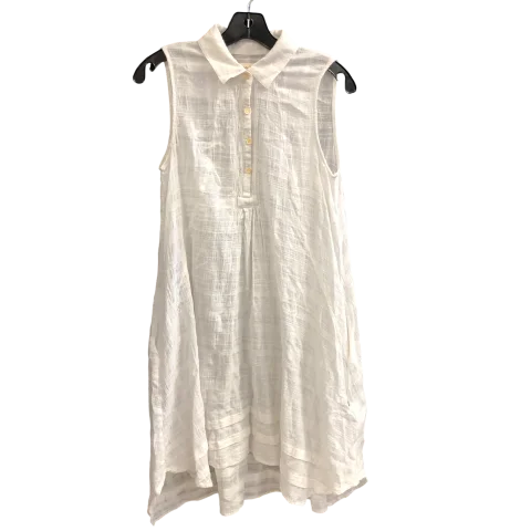 Dress Casual Short By Cmc In White, Size: S